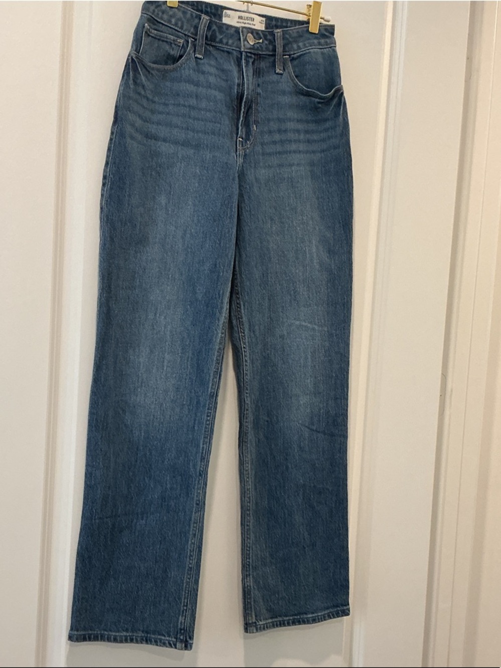 Hollister Ultra High-Rise Dad Jeans